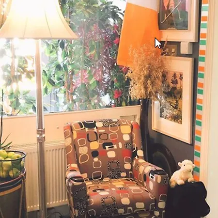 Rose بيت ضيافة كورك